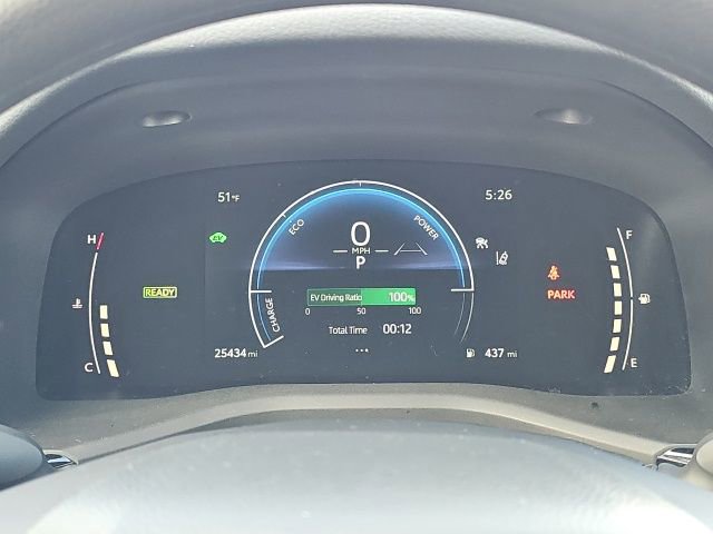 Used 2025 Toyota Camry LE image 32