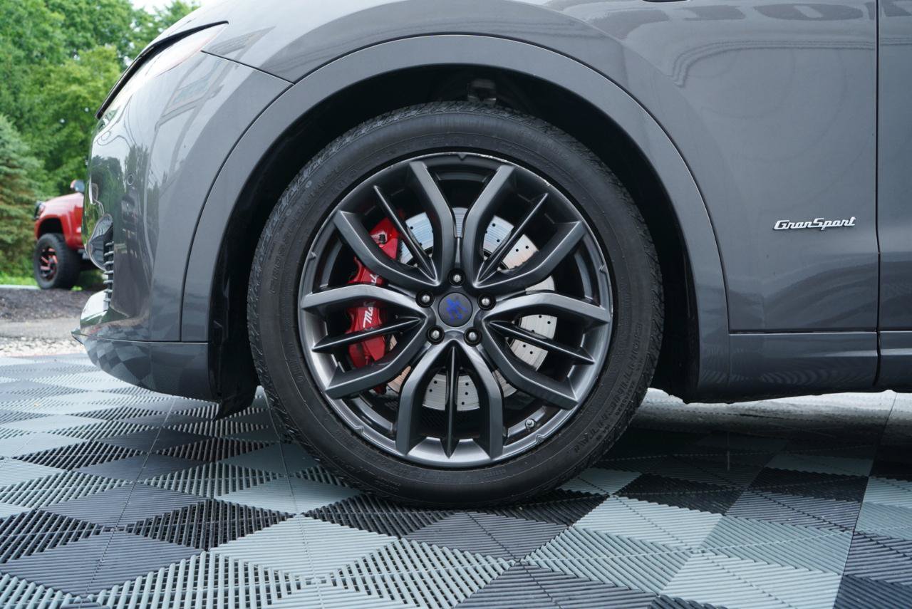 Used 2018 Maserati Levante S GranSport AWD/4WD image 82