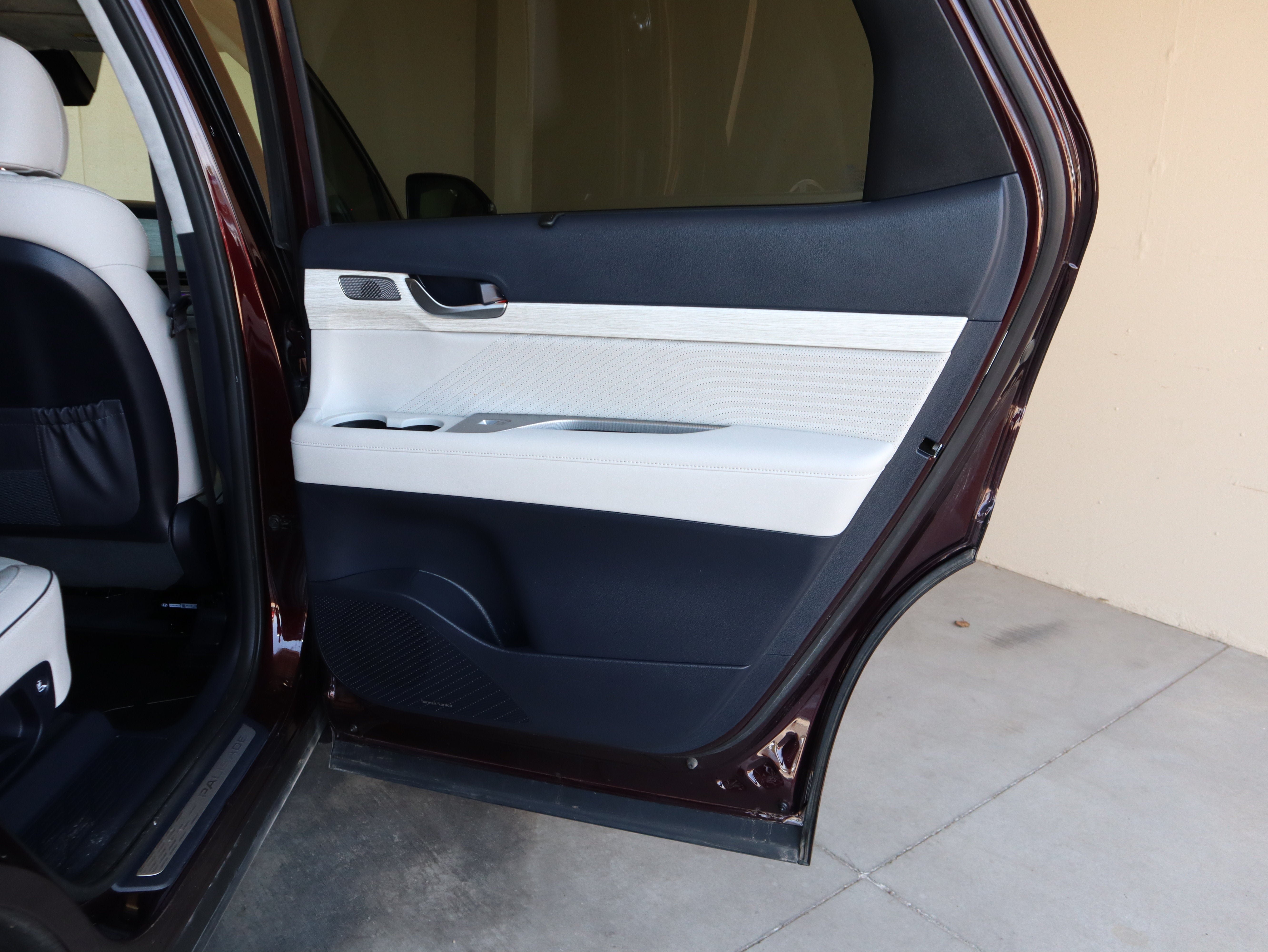 Used 2025 Hyundai Palisade Calligraphy AWD/4WD image 46