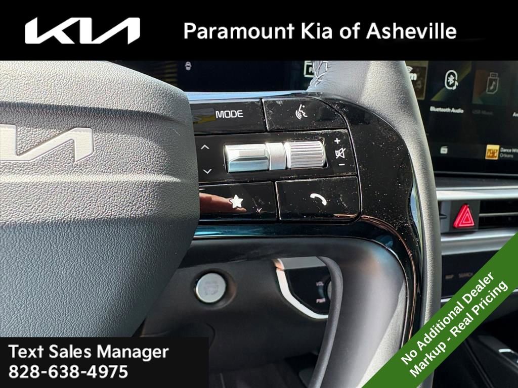 New 2026 Kia Sorento S AWD/4WD image 12