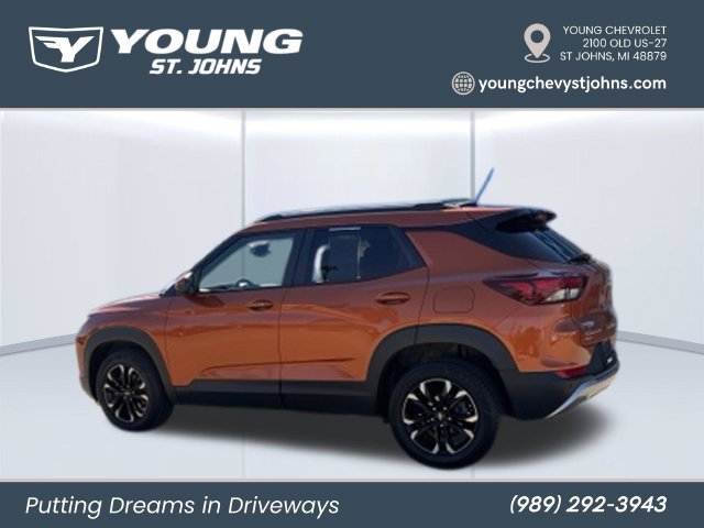 Certified 2022 Chevrolet TrailBlazer LT w/ Driver Confidence Package AWD/4WD image 3
