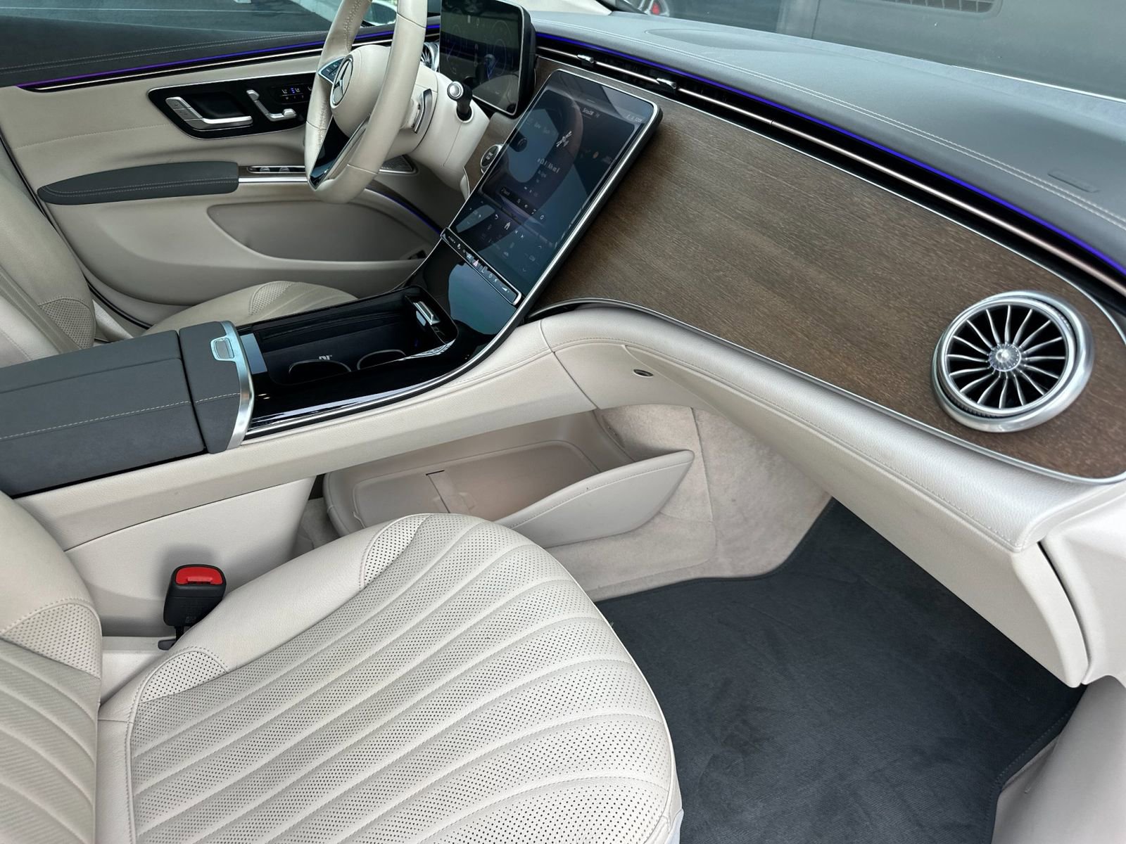 Used 2023 Mercedes-Benz EQS 450+ Sedan image 17