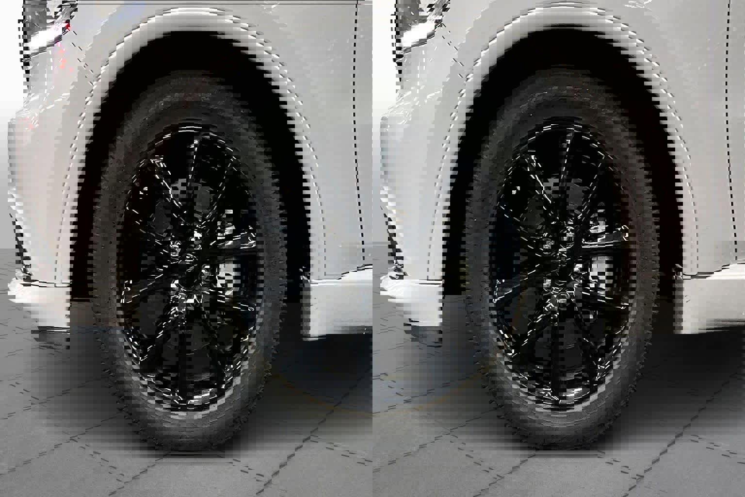 Used 2017 Dodge Durango R/T w/ Technology Group image 10