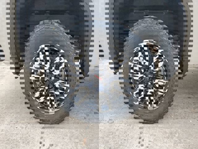 New 2026 GMC Sierra 1500 AT4 image 6