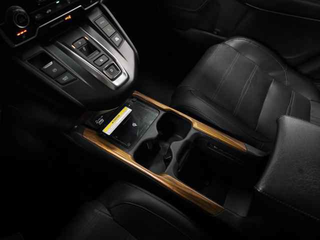Used 2021 Honda CR-V Touring image 30