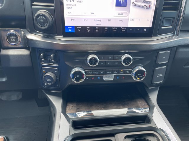 Used 2024 Ford F250 Lariat w/ Lariat Ultimate Package image 17