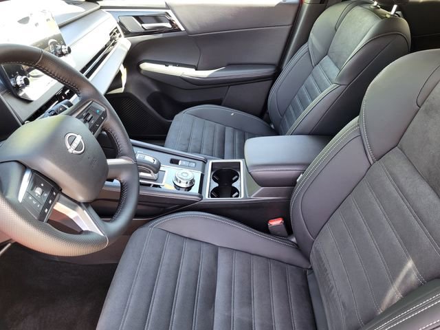 New 2026 Nissan Rogue SL image 13