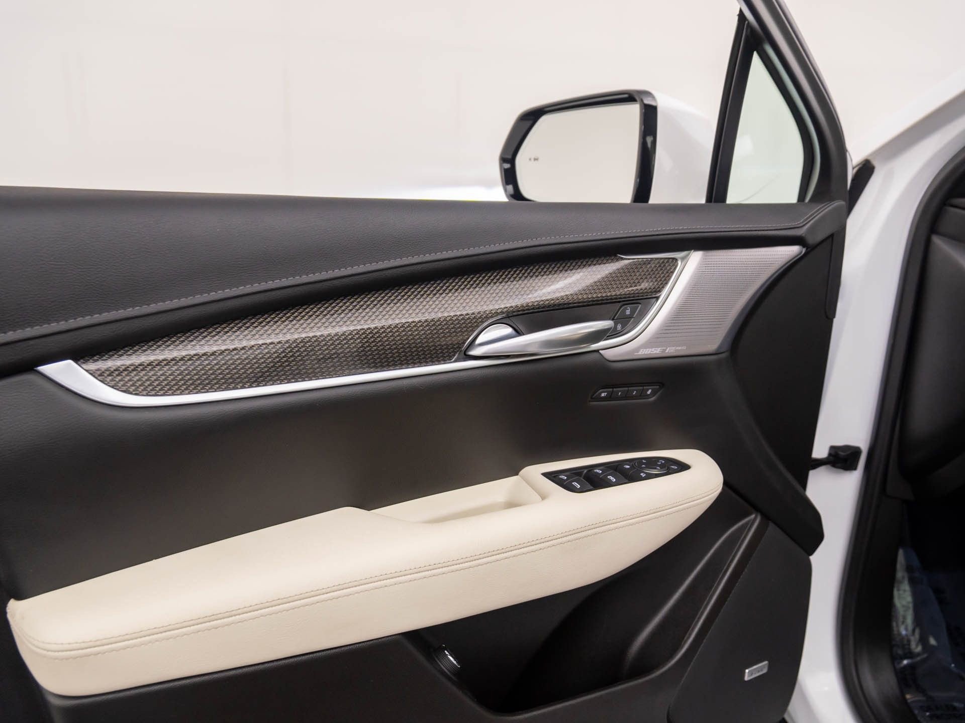 Certified 2022 Cadillac XT5 Sportv image 18