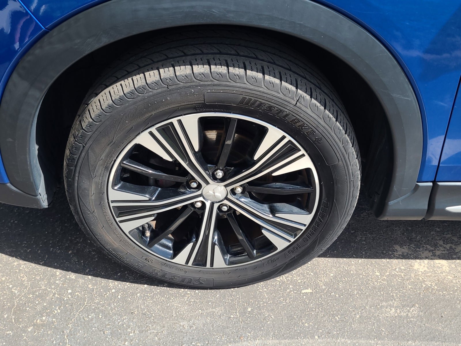 Used 2019 Mitsubishi Eclipse Cross SE image 8