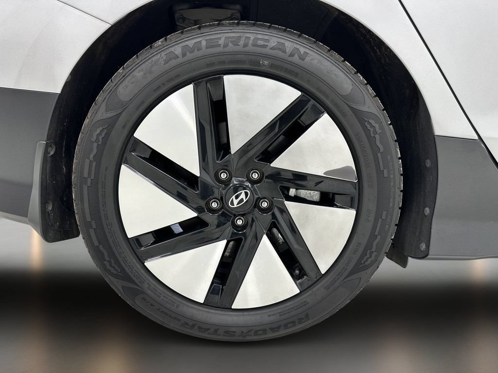 Certified 2023 Hyundai Ioniq 6 SEL RWD image 11