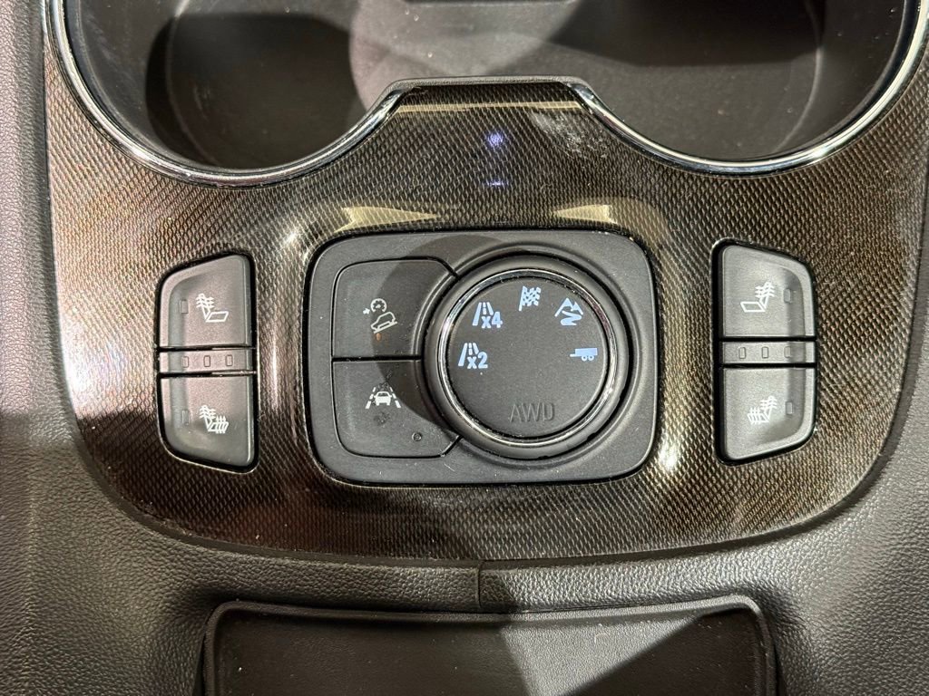 Used 2022 GMC Acadia AT4 w/ Trailering Package image 31