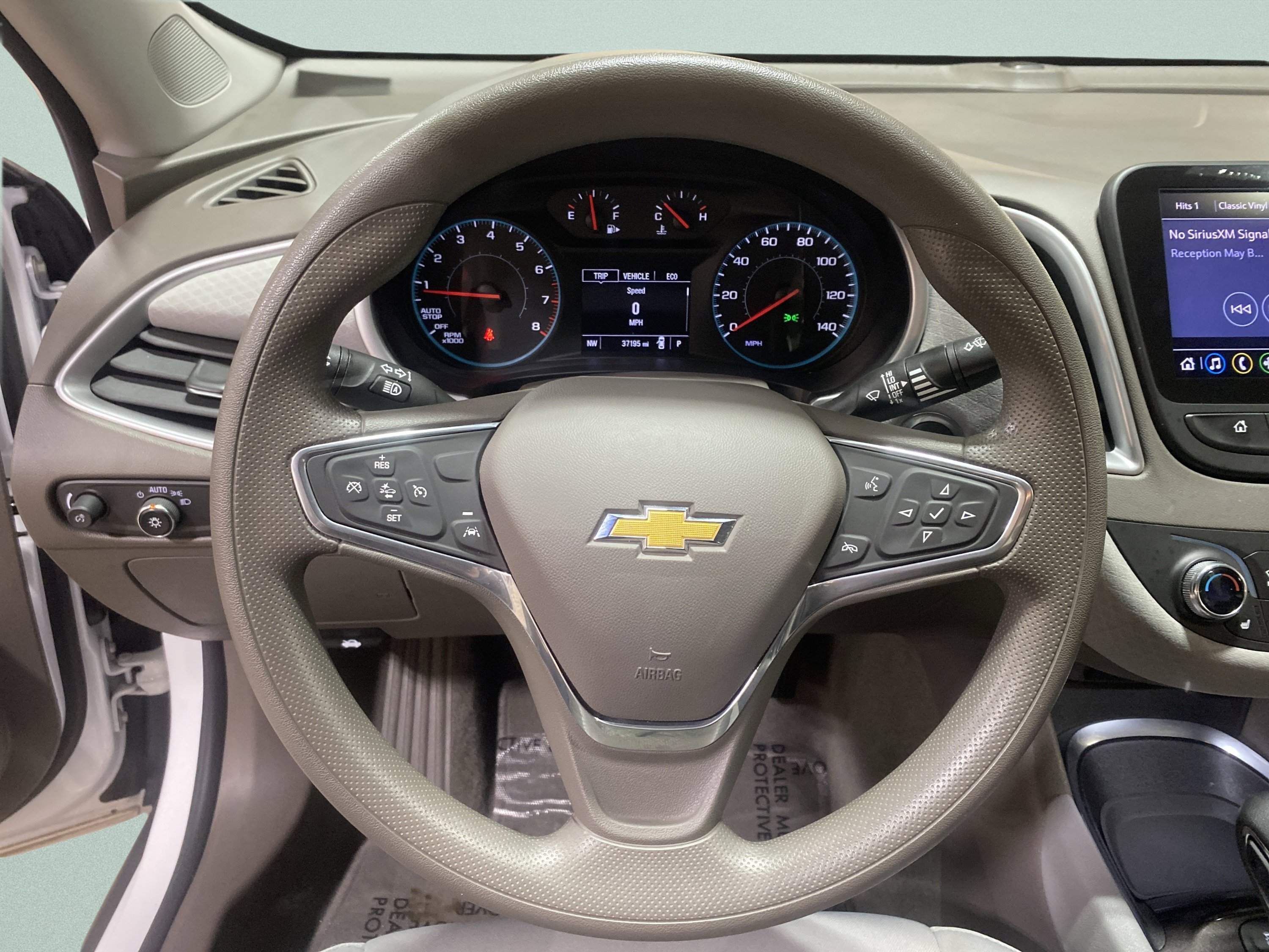 Used 2022 Chevrolet Malibu LT image 18