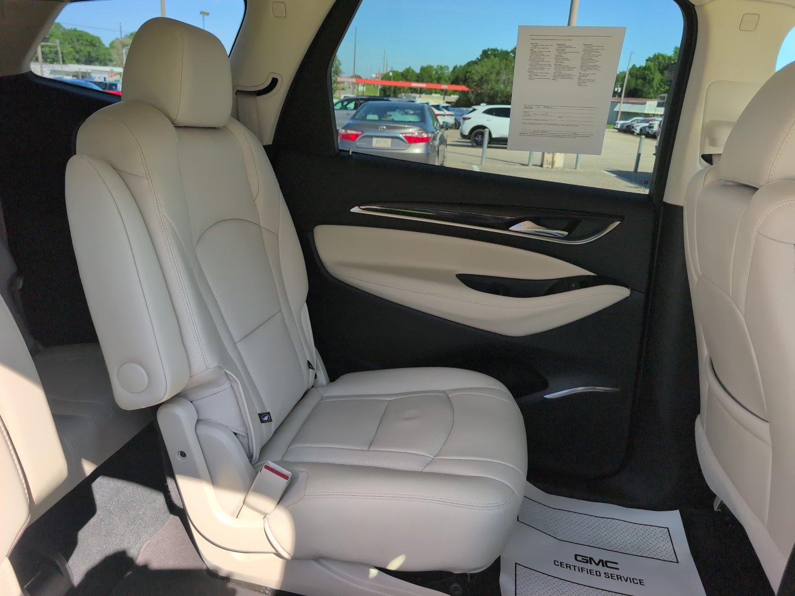Used 2023 Buick Enclave Premium w/ Experience Buick Package FWD image 15