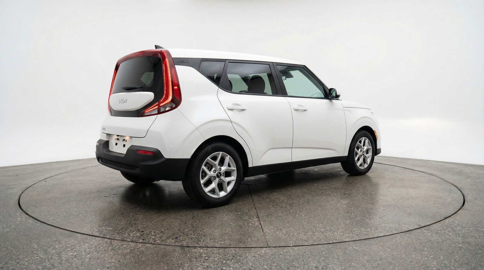 Used 2025 Kia Soul LX w/ LX Technology Package image 9