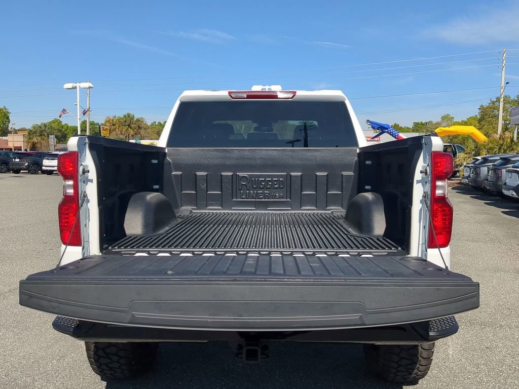 Used 2025 Chevrolet Silverado 1500 LT w/ Work Truck Package AWD/4WD image 13