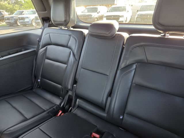 New 2026 Lincoln Navigator Reserve w/ Jet Appearance Package AWD/4WD image 17