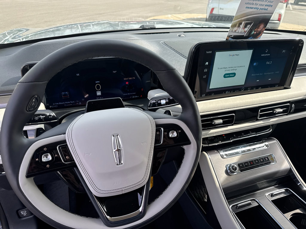 New 2026 Lincoln Aviator AWD image 33