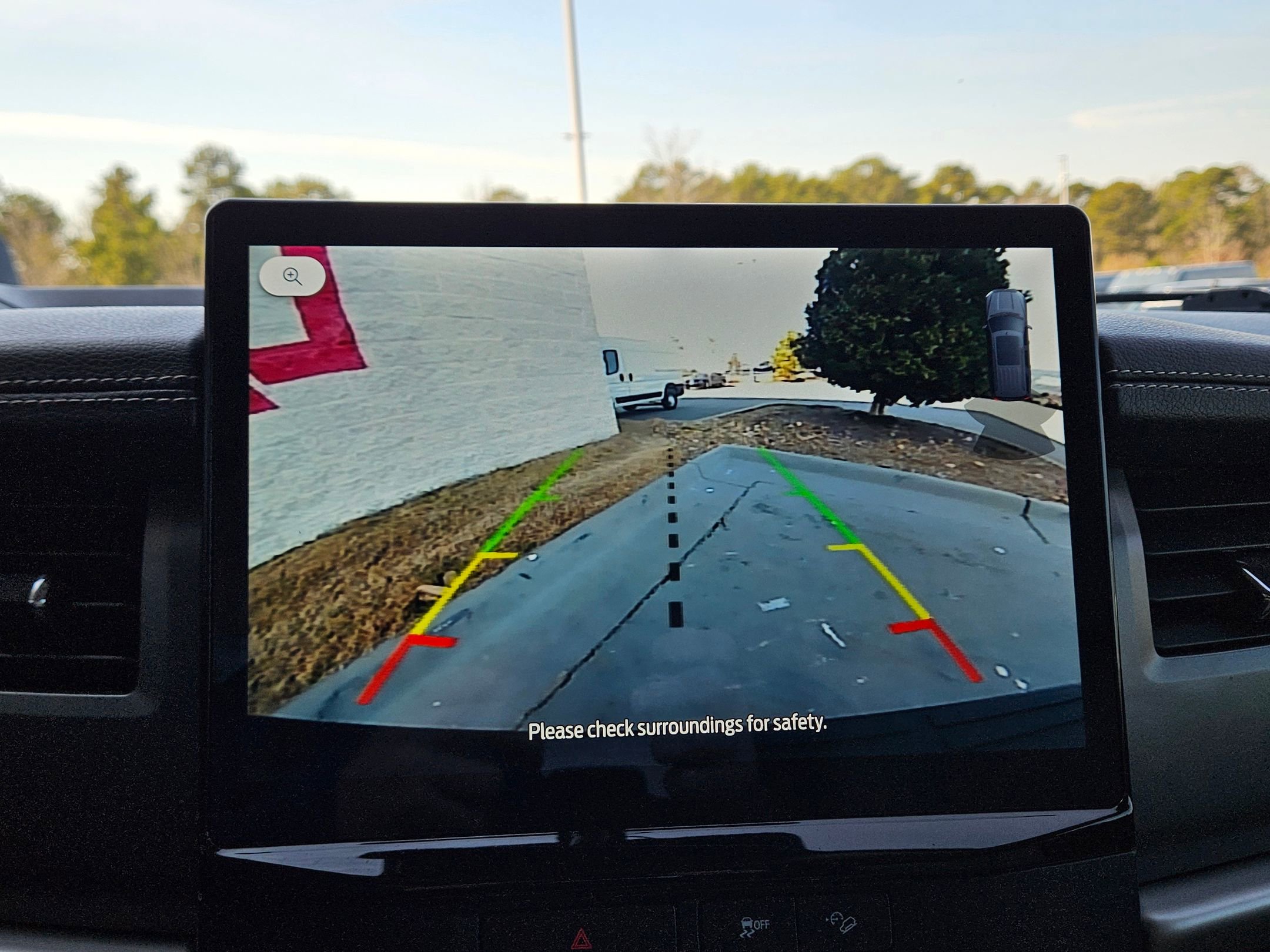 Used 2022 Ford Expedition Max XLT image 33