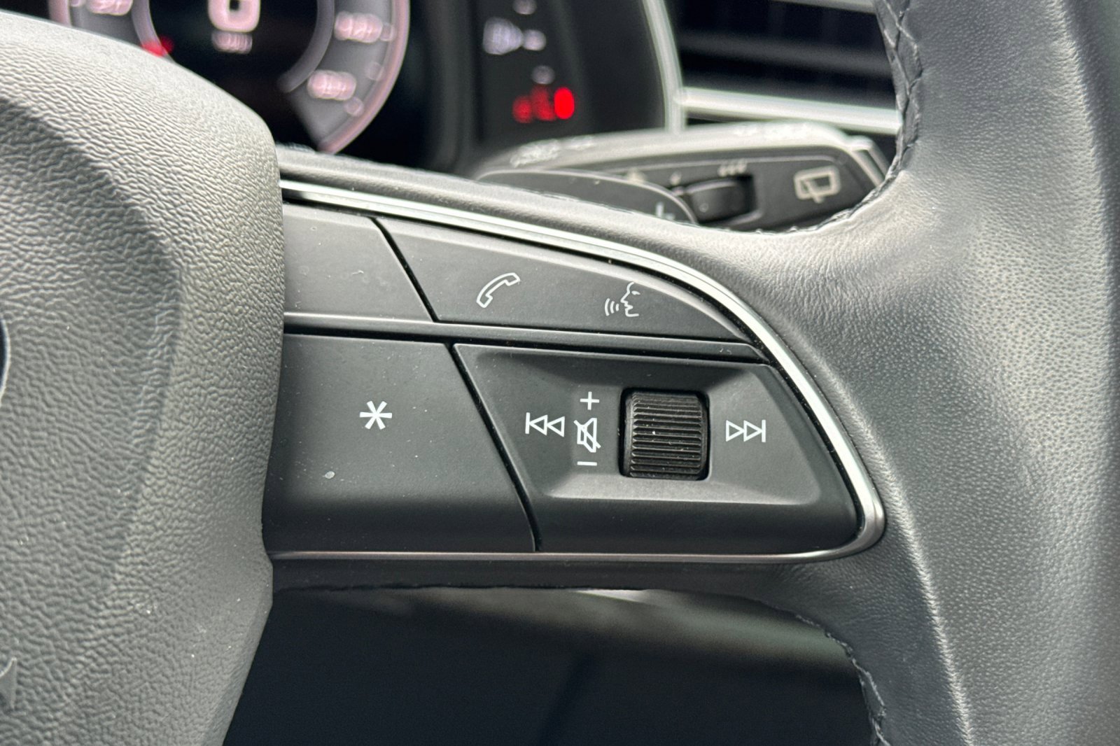 Used 2021 Audi Q7 2.0T Premium Plus w/ Premium Plus Package image 32