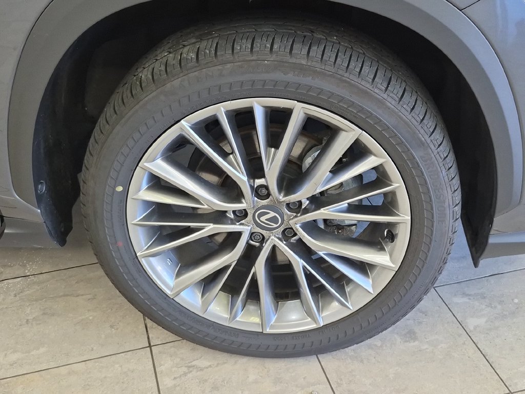 Used 2026 Lexus NX 350h AWD w/ Accessory Package (2T) image 12