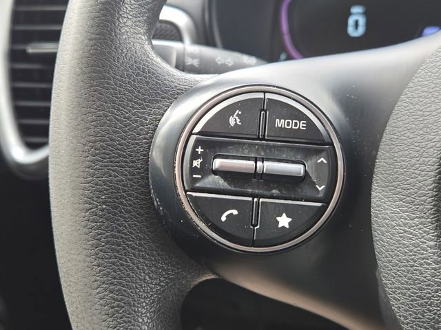 Certified 2023 Kia Soul LX w/ Option Group 015 image 19
