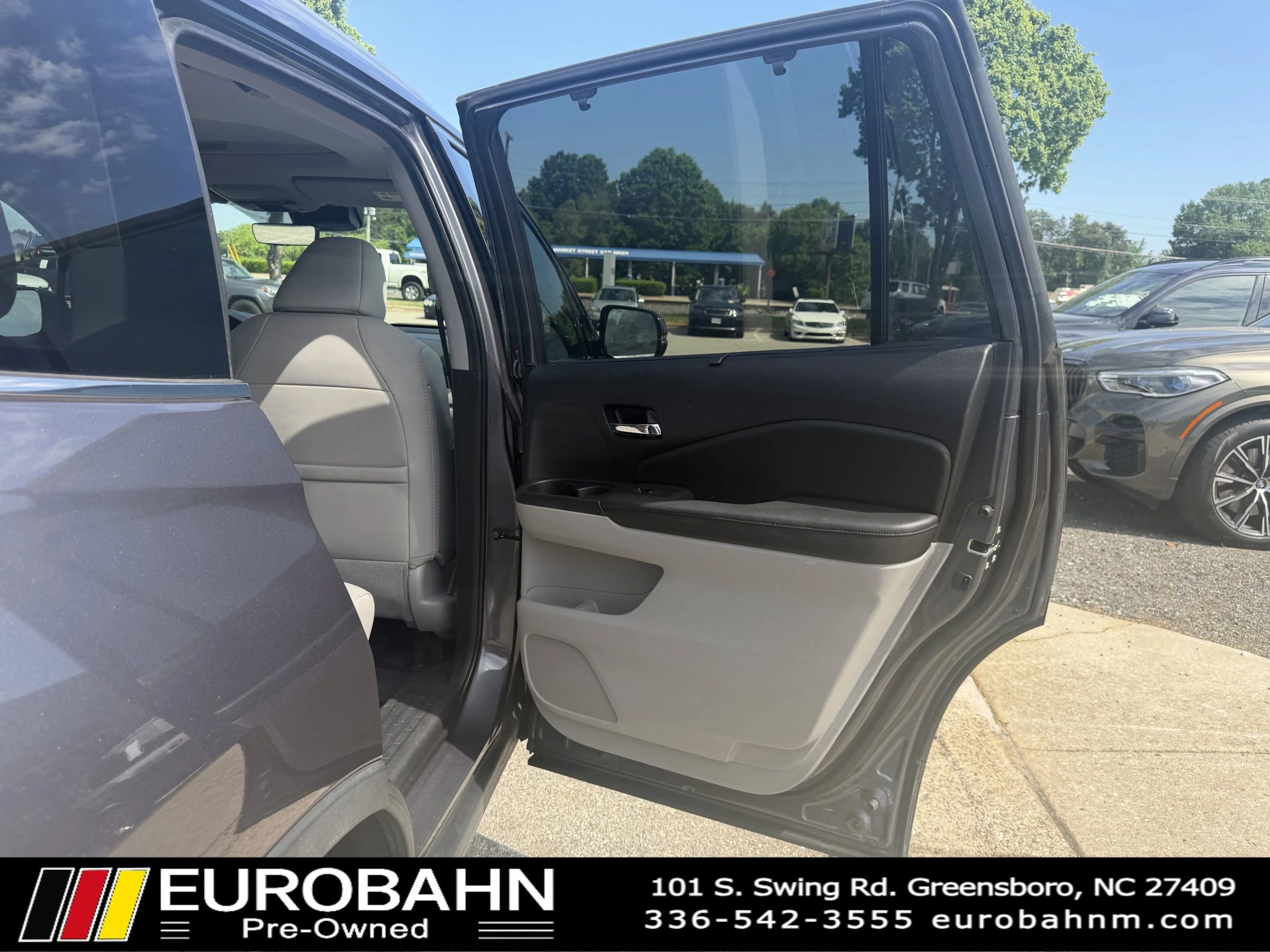 Used 2019 Honda Pilot Touring image 18