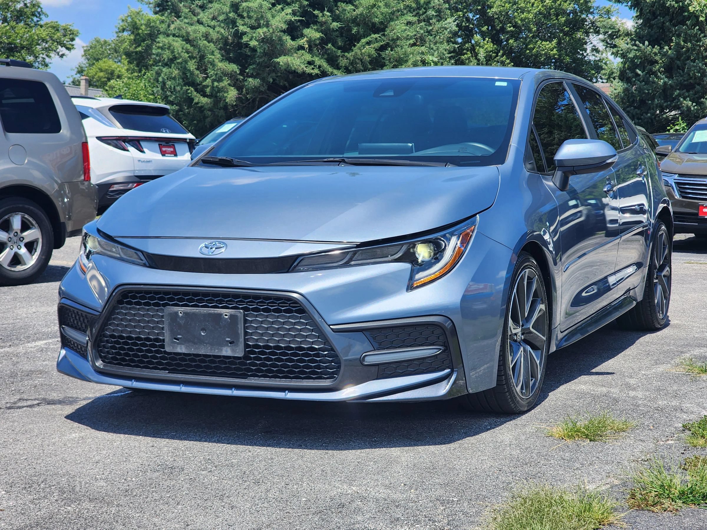 Used 2020 Toyota Corolla SE w/ Body Protection Package FWD image 3