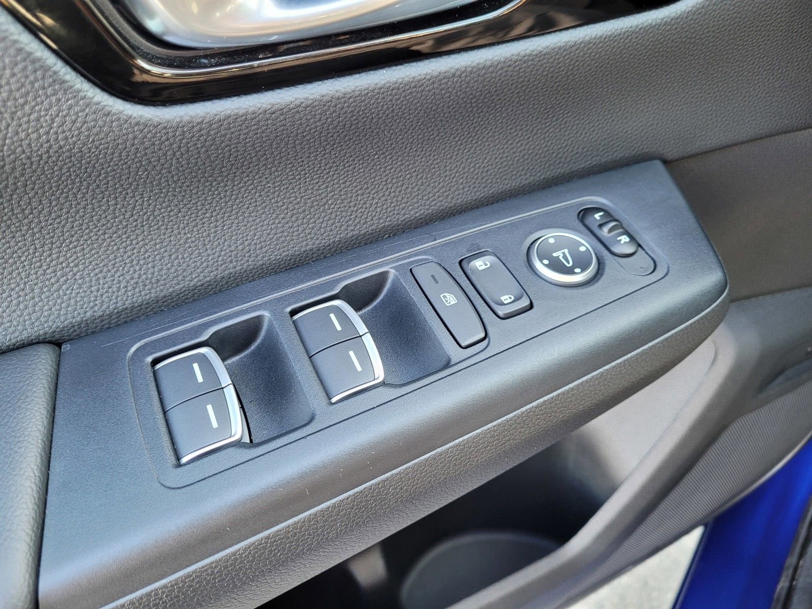 Certified 2025 Honda CR-V EX-L image 17