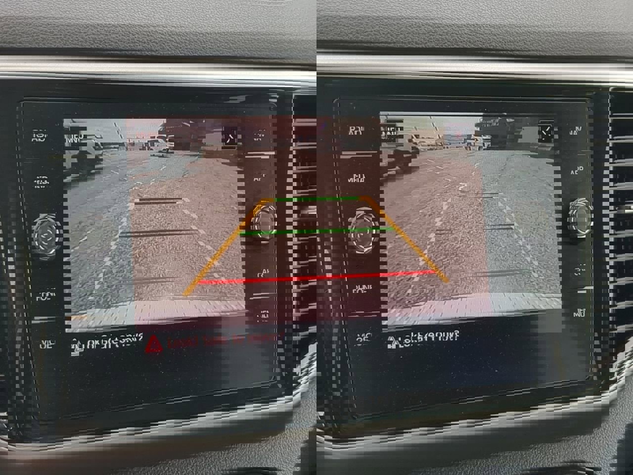 Used 2019 Volkswagen Atlas SEL image 19