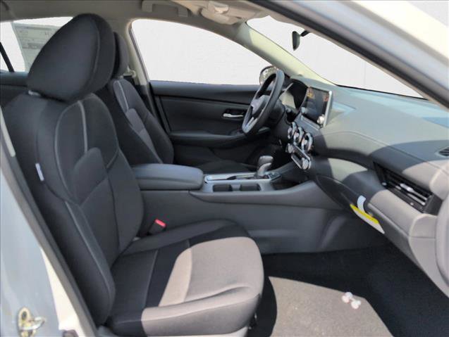 New 2025 Nissan Sentra SV w/ Lighting Package image 23