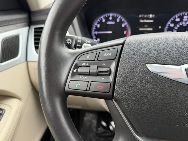 Used 2015 Hyundai Genesis 3.8 w/ Option Group 04 AWD/4WD image 18