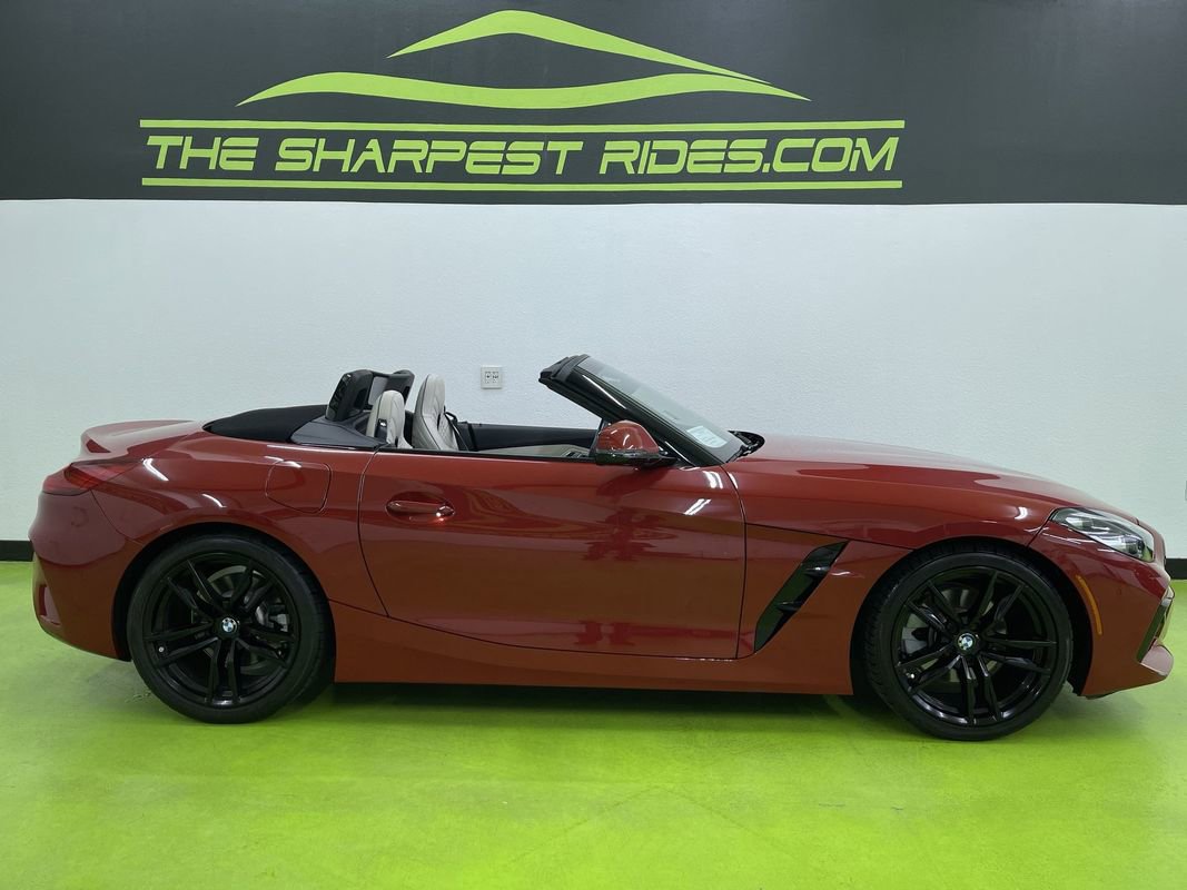 Used 2019 BMW Z4 sDrive30i w/ M Sport Package image 11