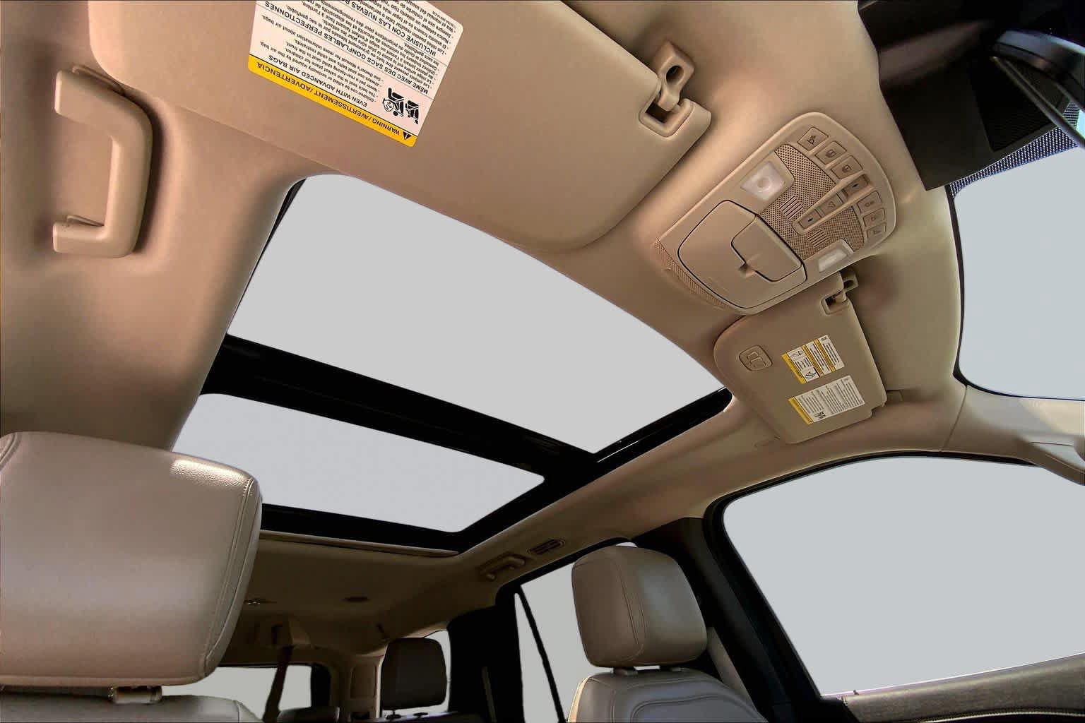 Used 2019 Ford Expedition Limited w/ Equipment Group 302A RWD image 13