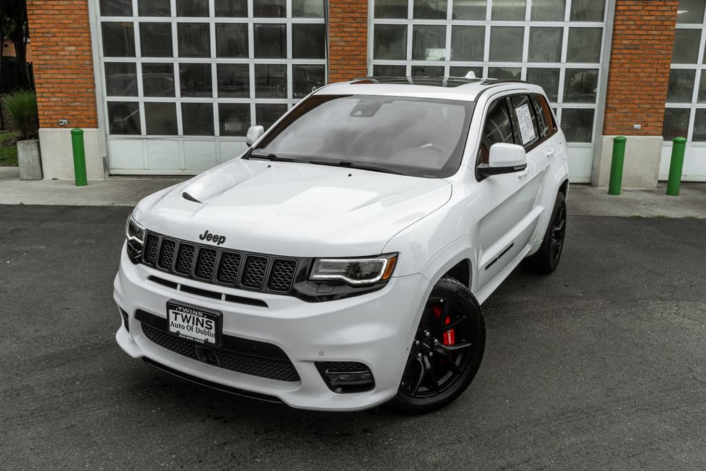 Used 2020 Jeep Grand Cherokee SRT w/ Trailer Tow Group IV AWD/4WD image 2