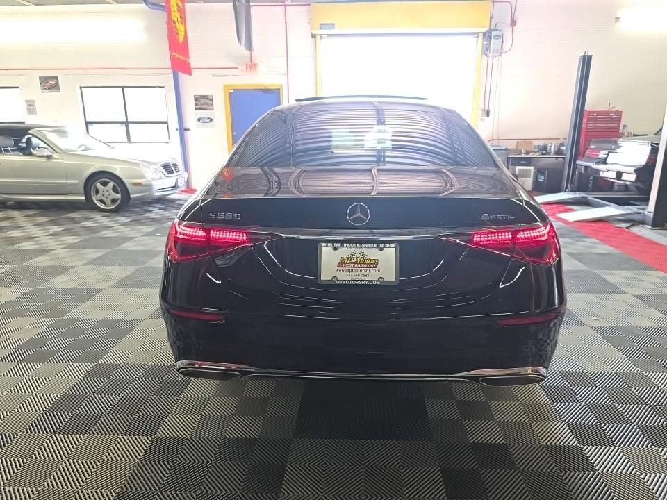 Used 2022 Mercedes-Benz S 580 4MATIC Sedan image 6