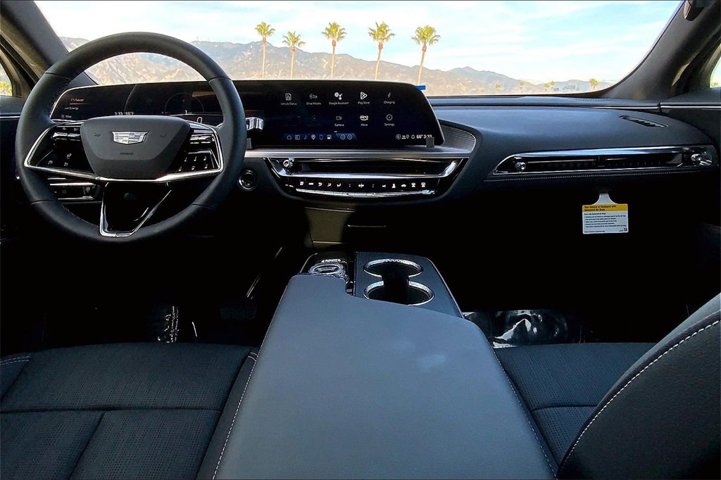 New 2025 Cadillac Lyriq Sport image 7