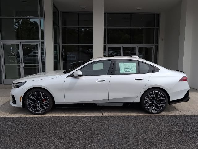 New 2027 BMW 530i xDrive w/ M Sport Package AWD/4WD image 8