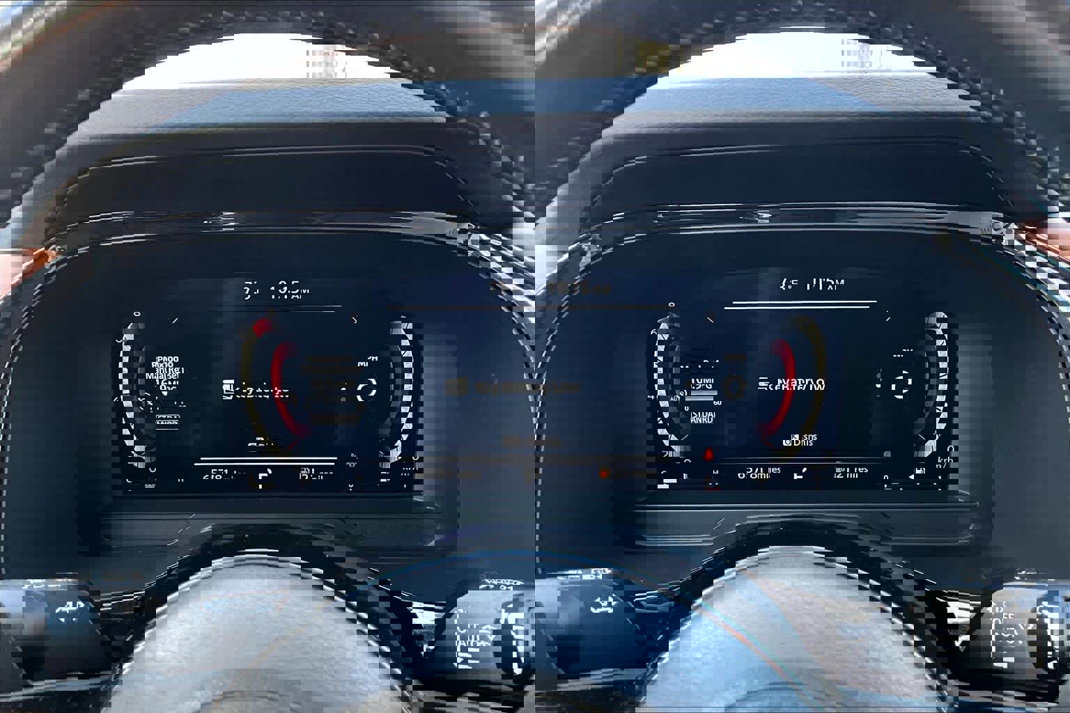 Used 2023 Nissan Pathfinder Platinum w/ Cargo Package FWD image 24