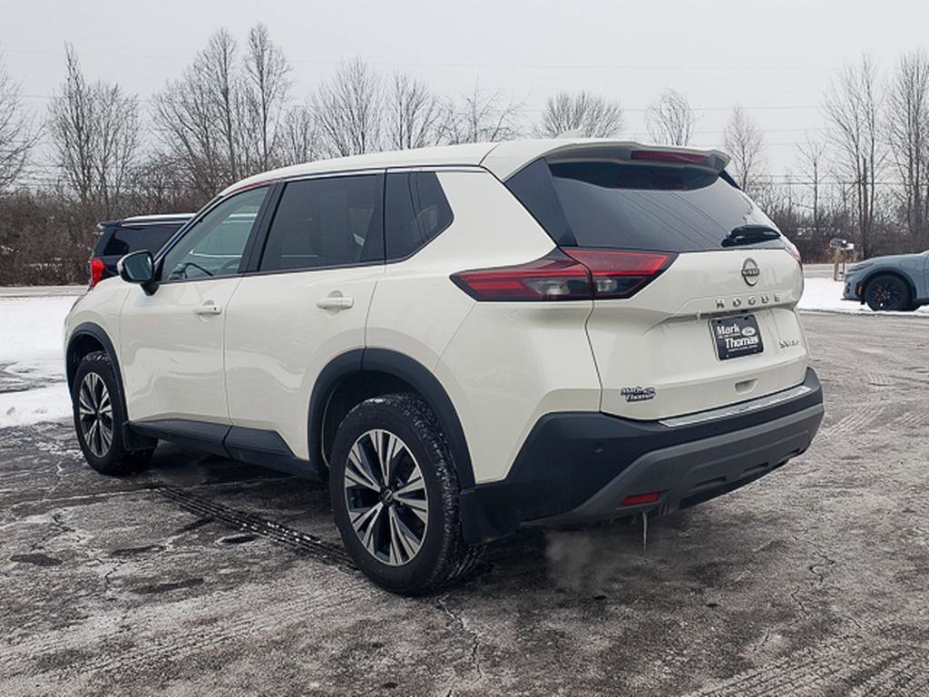 Used 2023 Nissan Rogue SV image 7