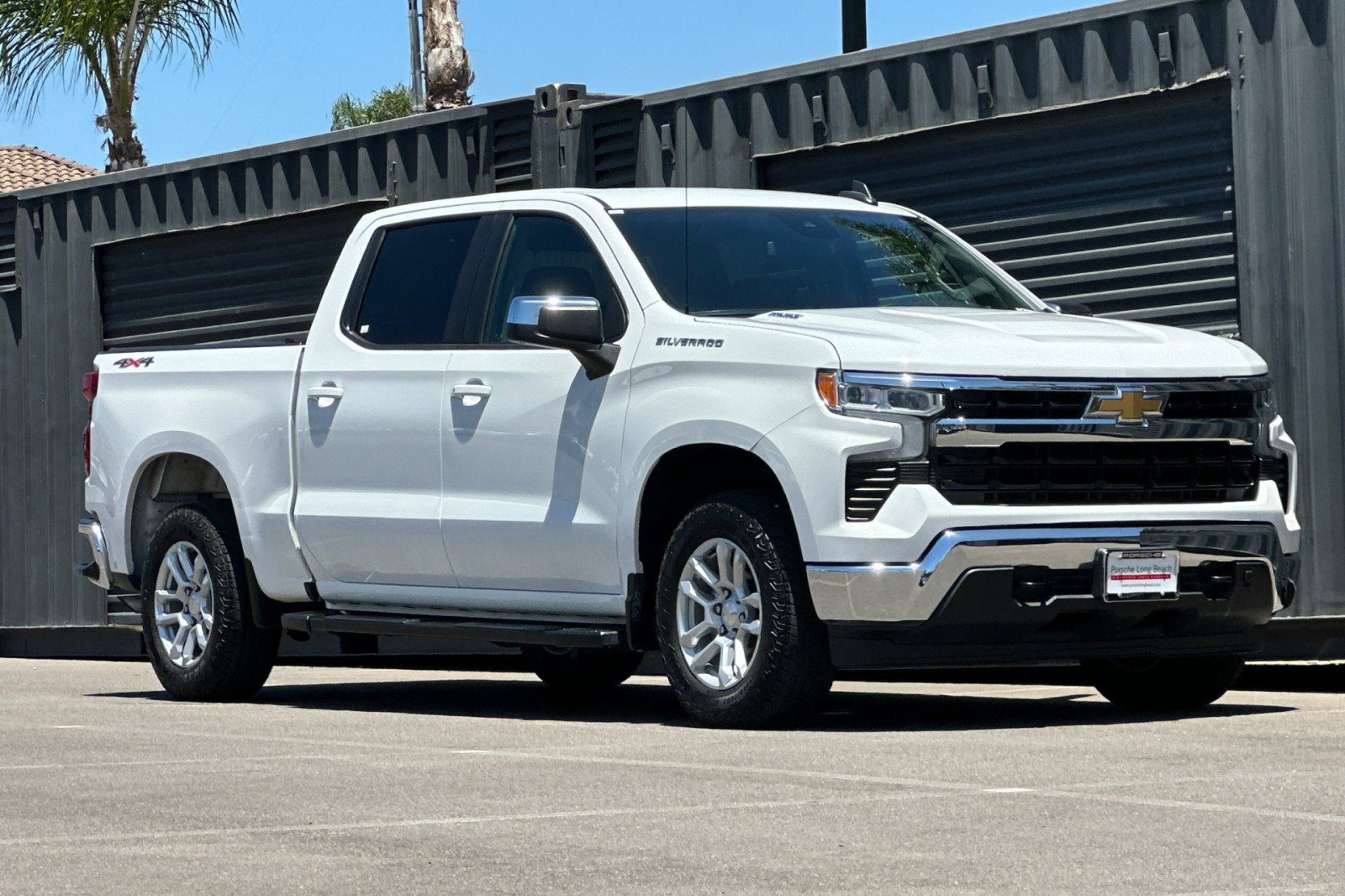 Used 2023 Chevrolet Silverado 1500 LT AWD/4WD image 10