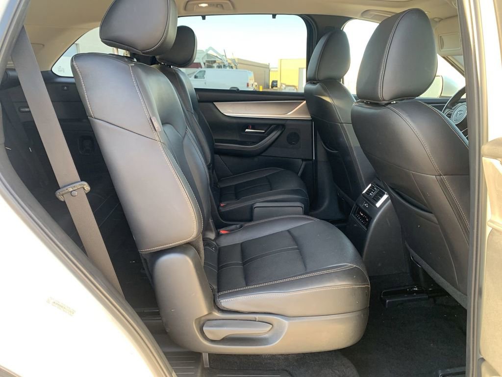 Used 2024 MAZDA CX-90 3.3 Turbo w/ Premium Package image 25