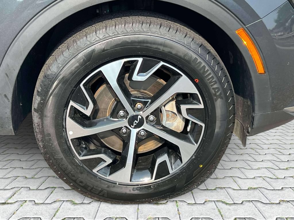 Used 2023 Kia Sportage EX AWD/4WD image 8