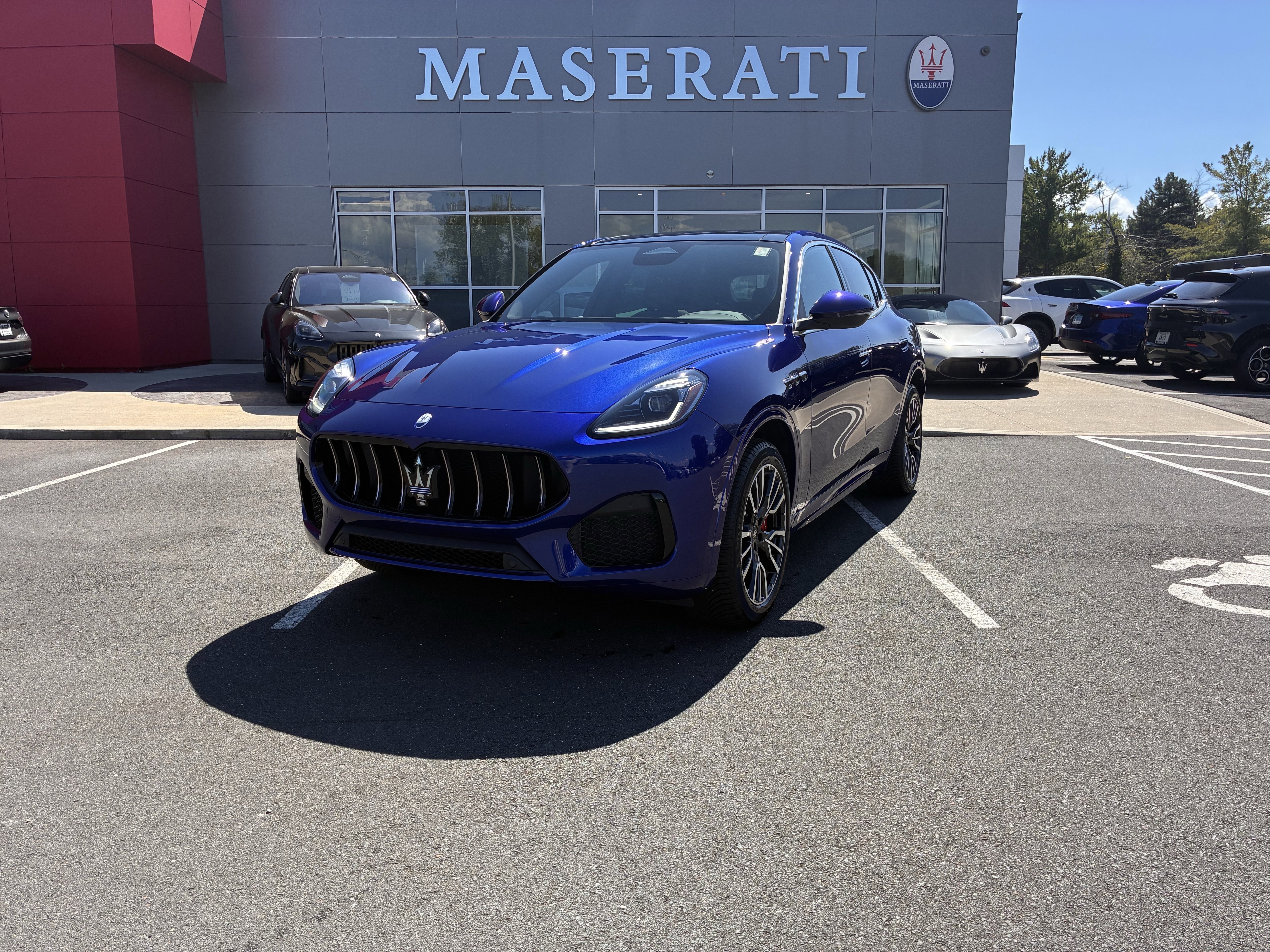 New 2025 Maserati Grecale GT