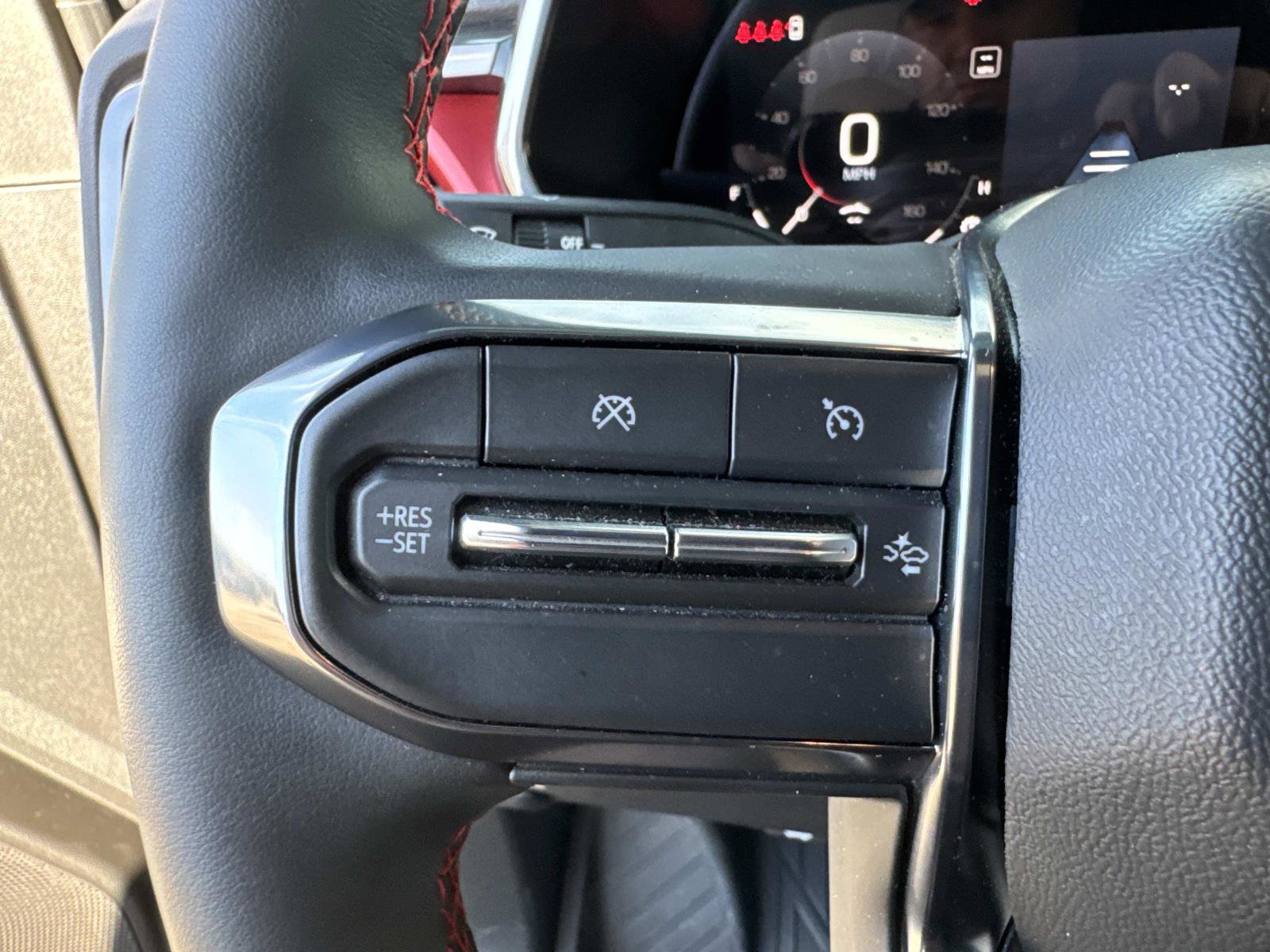 Certified 2024 GMC Canyon AT4X w/ AT4X AEV Edition AWD/4WD image 39