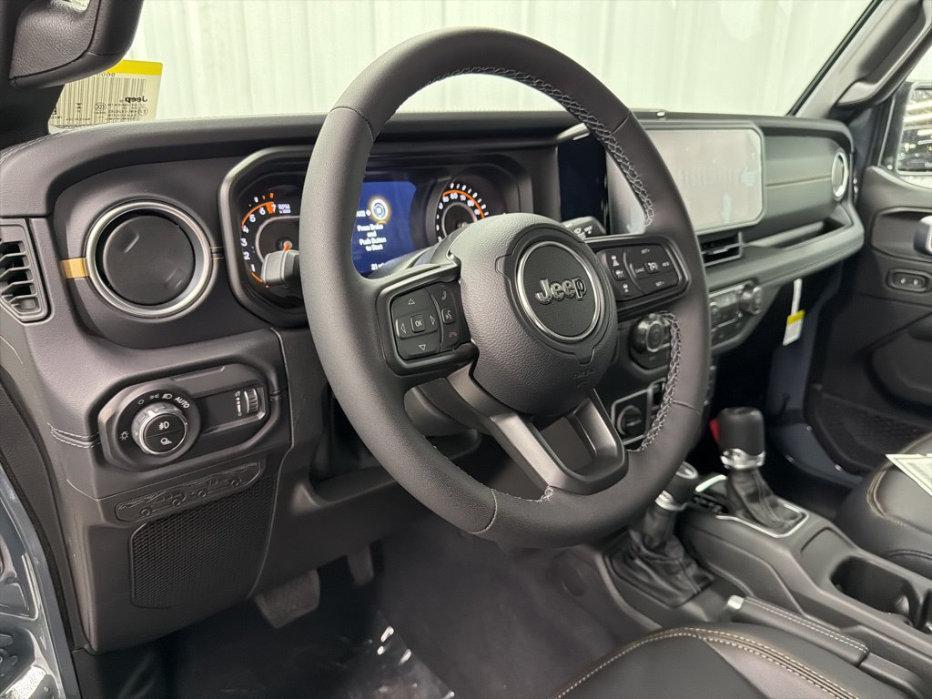 New 2026 Jeep Gladiator Sport AWD/4WD image 14