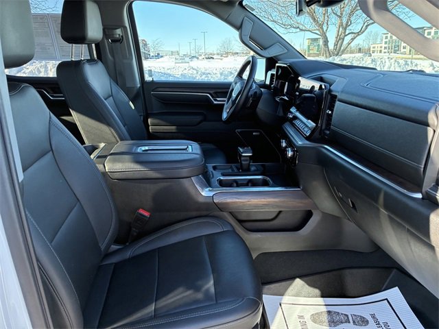 Used 2022 GMC Sierra 1500 SLT w/ SLT Convenience Package image 17