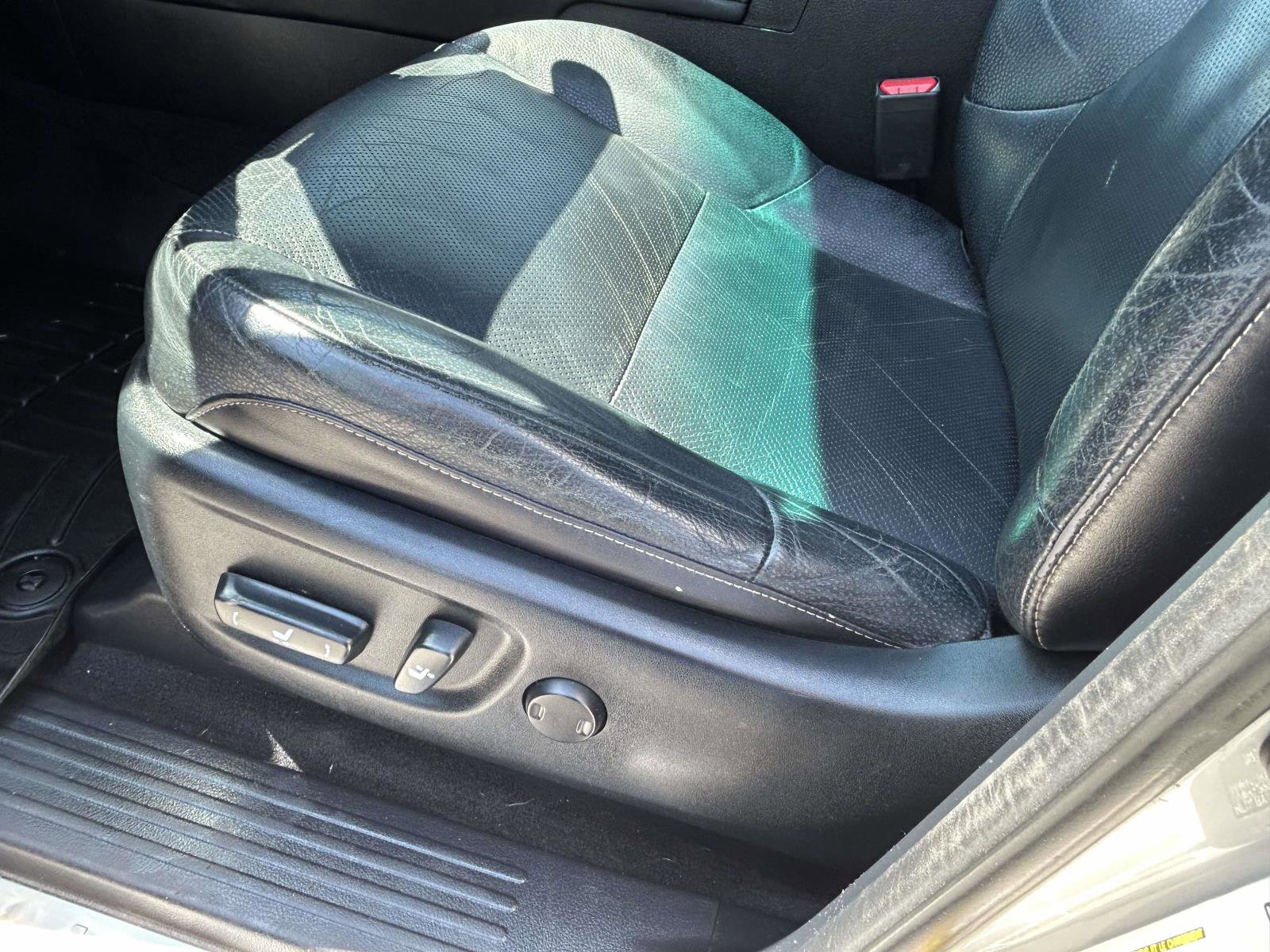 Used 2014 Lexus GX 460 w/ Premium Package image 20