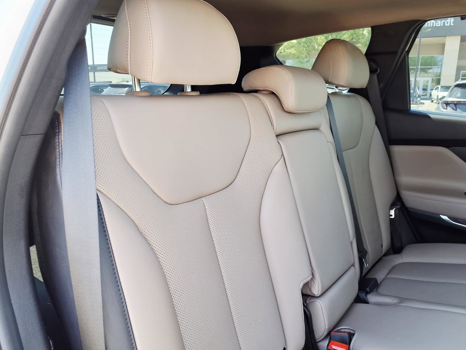 Certified 2023 Hyundai Santa Fe SEL Premium AWD/4WD image 15