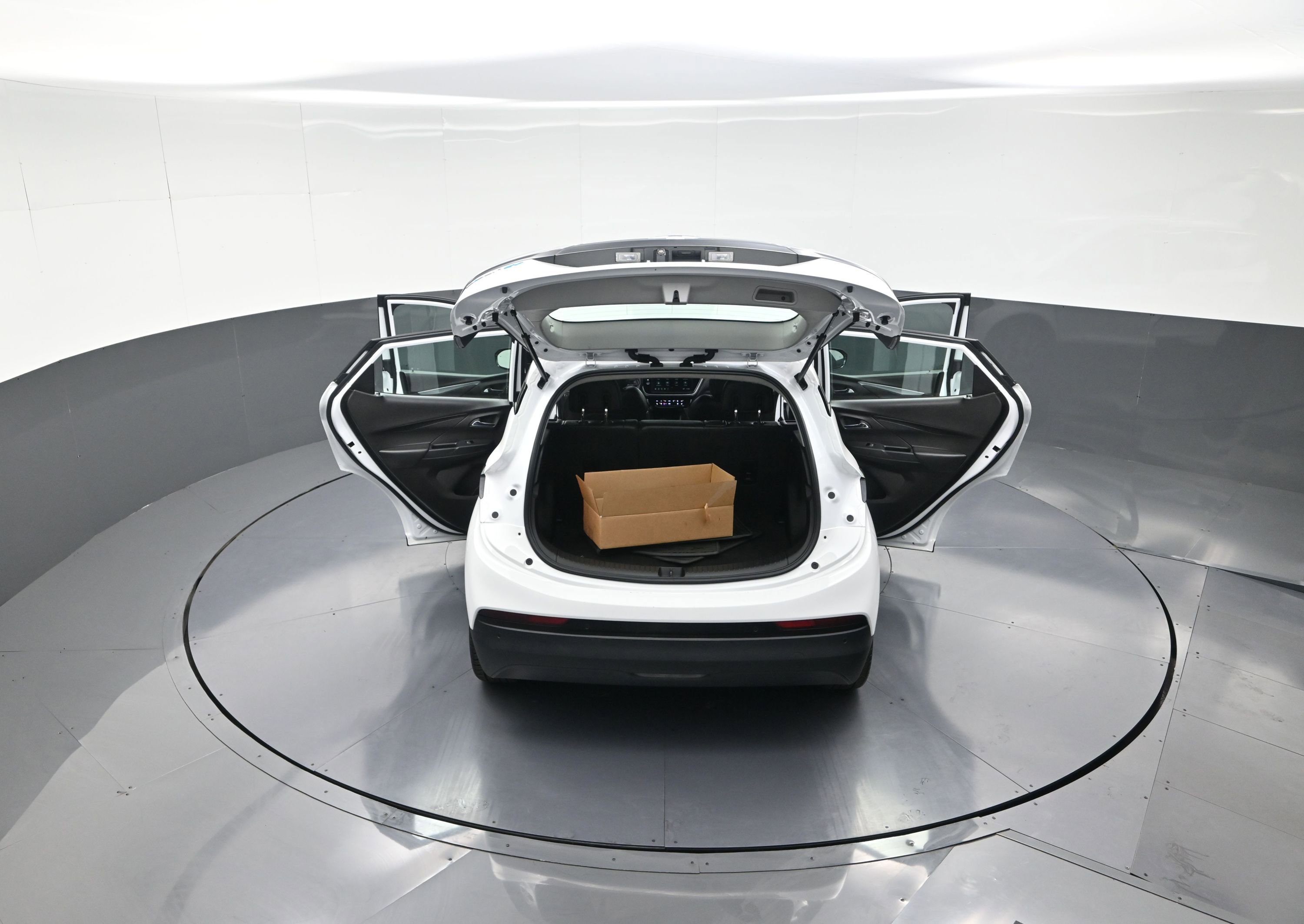 Used 2023 Chevrolet Bolt LT w/ Infotainment Package image 13