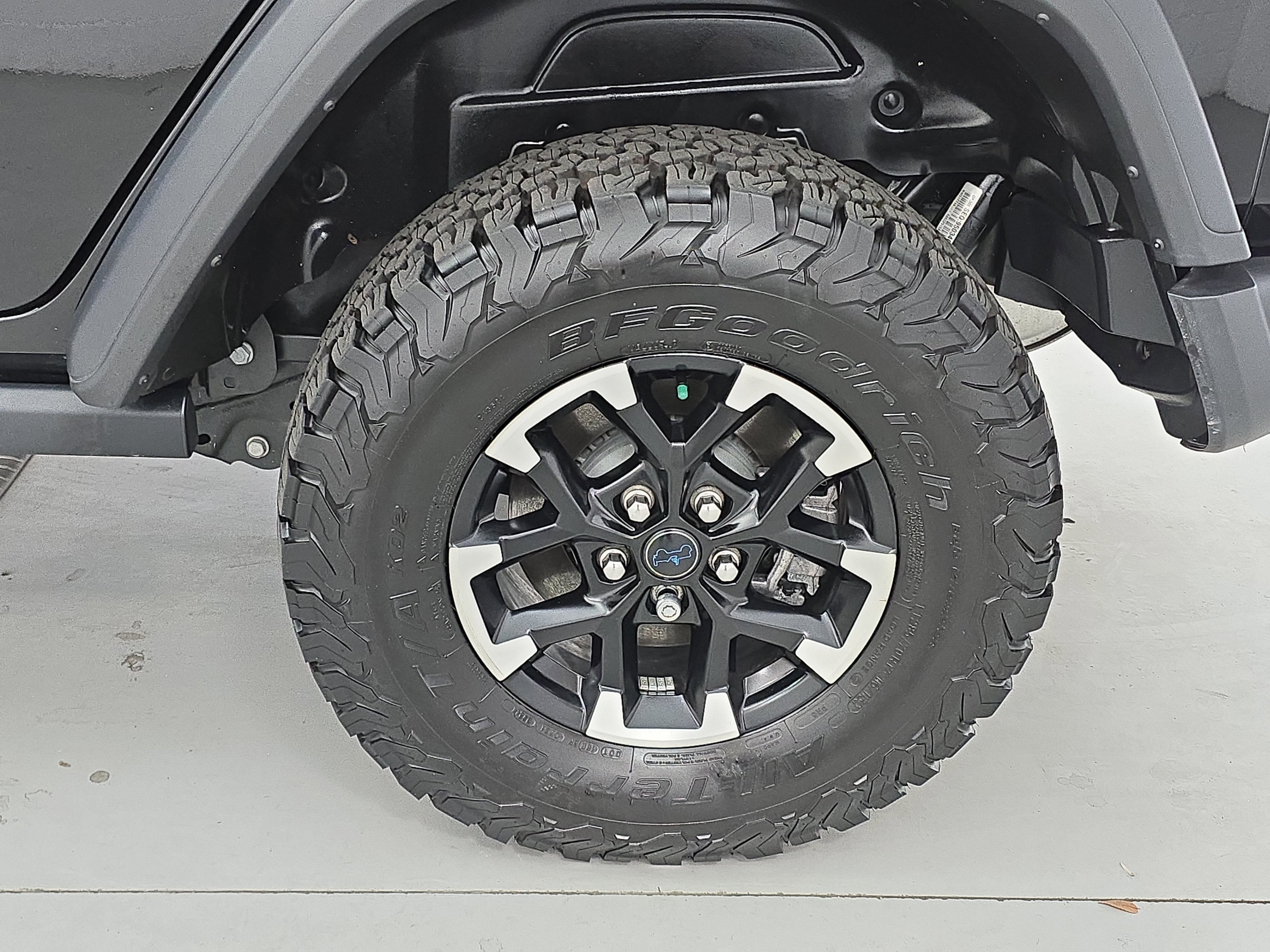 Used 2024 Jeep Wrangler Unlimited Rubicon 4xe w/ Technology Group image 32